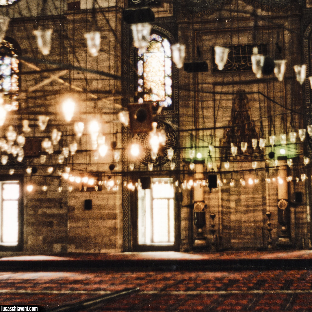 Istanbul interno moschea